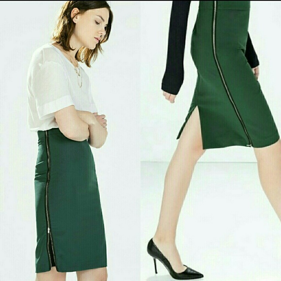 Zara Dresses & Skirts - Zara Zipper Skirt Women's Small Stretch Green